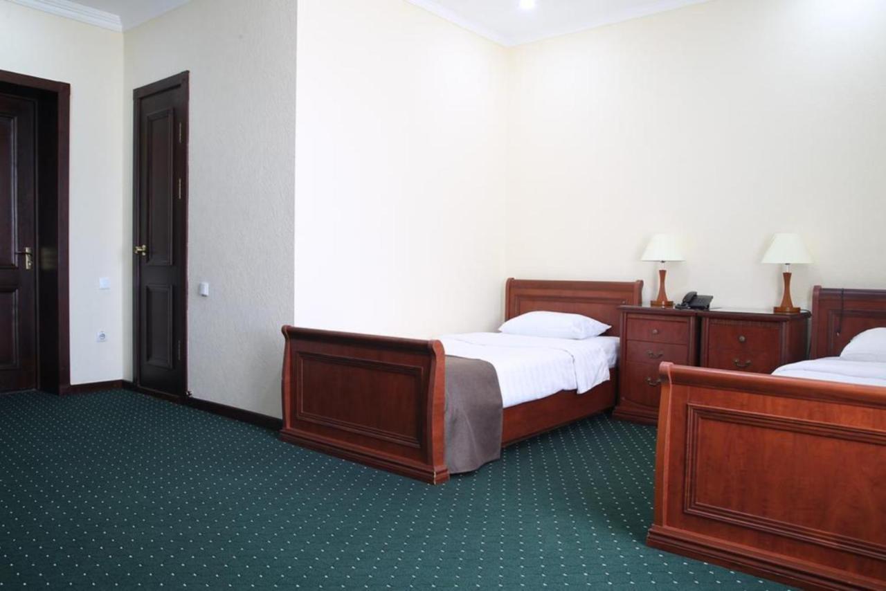Grand Nur Hotel Tashkent Exterior photo