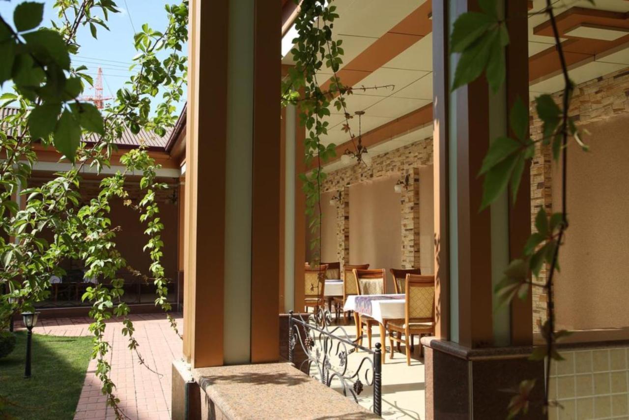 Grand Nur Hotel Tashkent Exterior photo