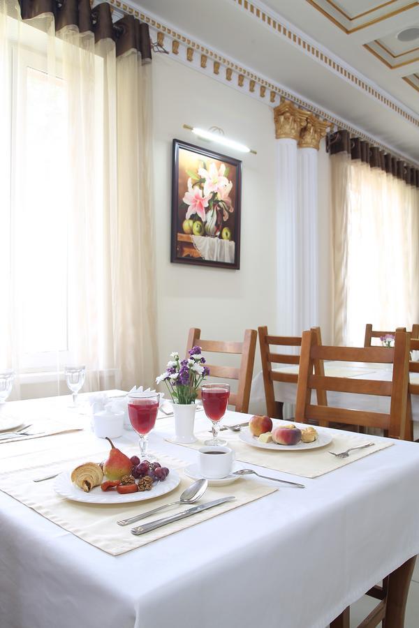 Grand Nur Hotel Tashkent Exterior photo
